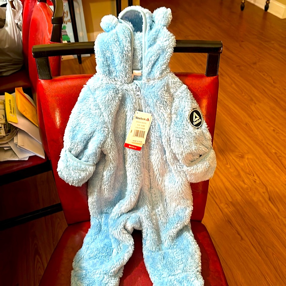 Reebok baby blue outerwear size 3/6 month